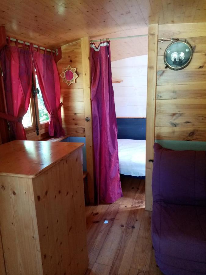 Hotel Camping La Bergerie La Chapelle-Achard Exterior foto